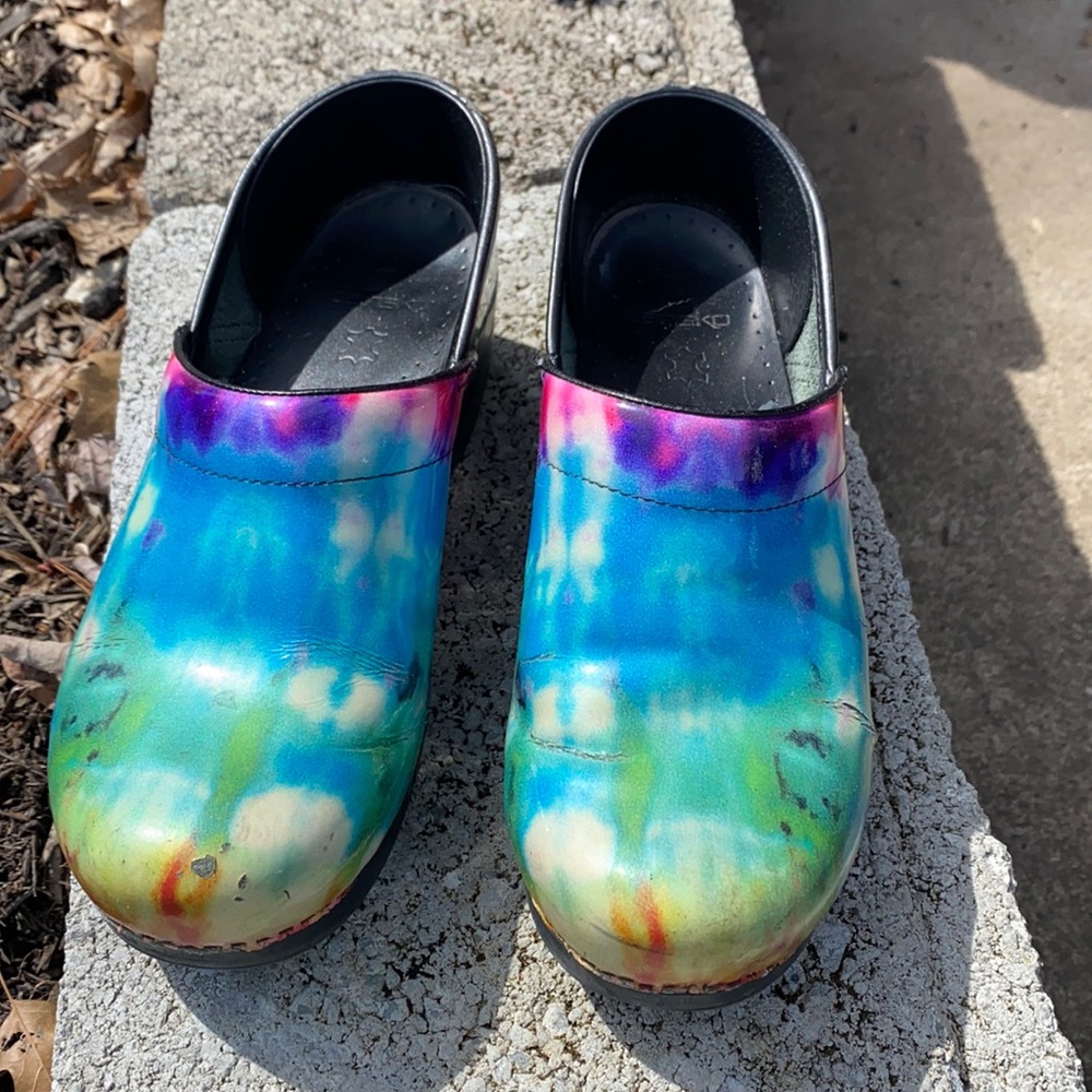 Limited edition rainbow tye dye Dansko